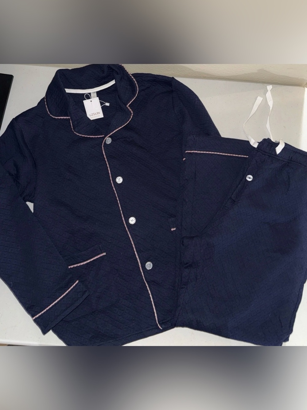 U2SKIN new Navy Quilted Pajama Set with Pink Piping